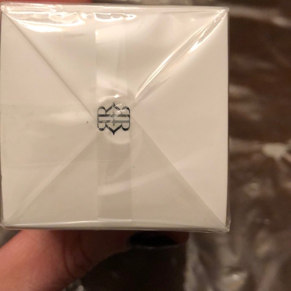 NEW- RéVive Energizing hydration mist - Picture 5 of 5